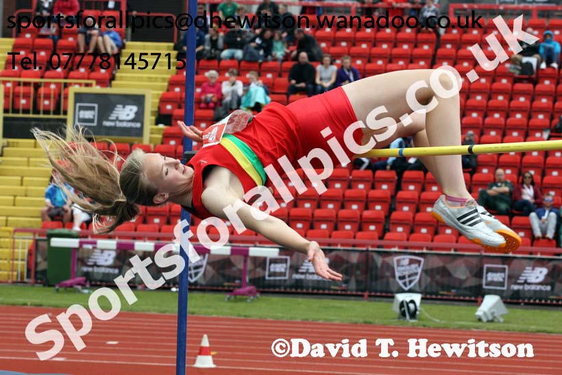 Junior girls high jump, English Schools Track and Field. Photo: David T. Hewitson/Sports for All Pics